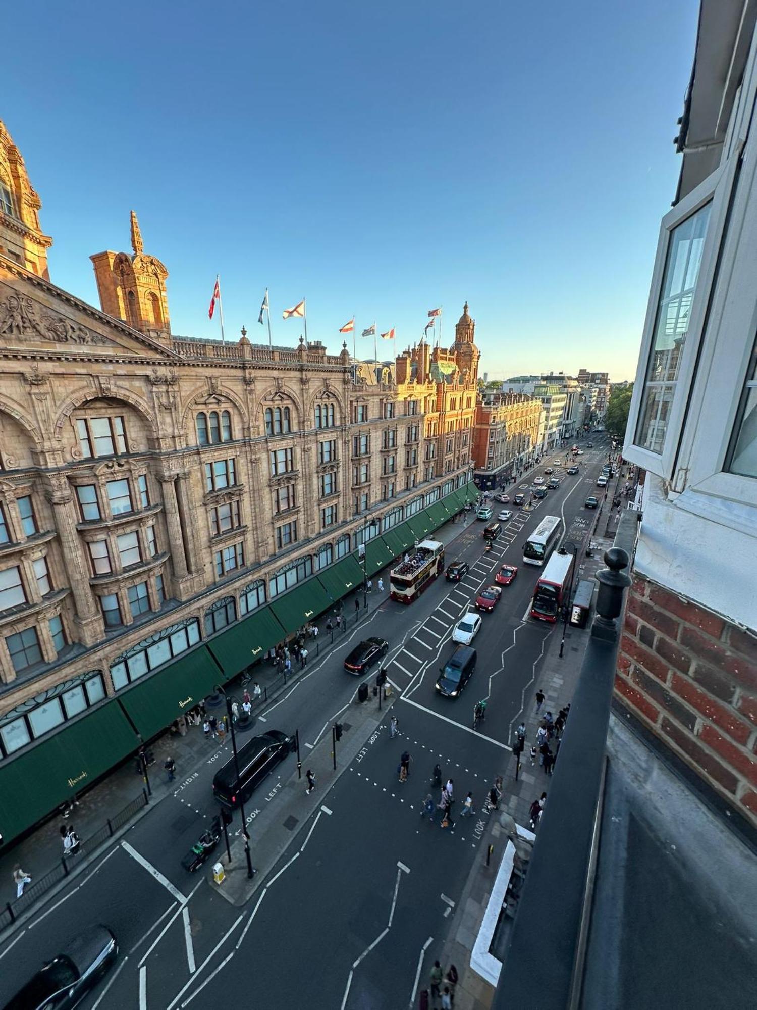 Knightsbridge Luxurious Residence - Facing Harrods لندن المظهر الخارجي الصورة